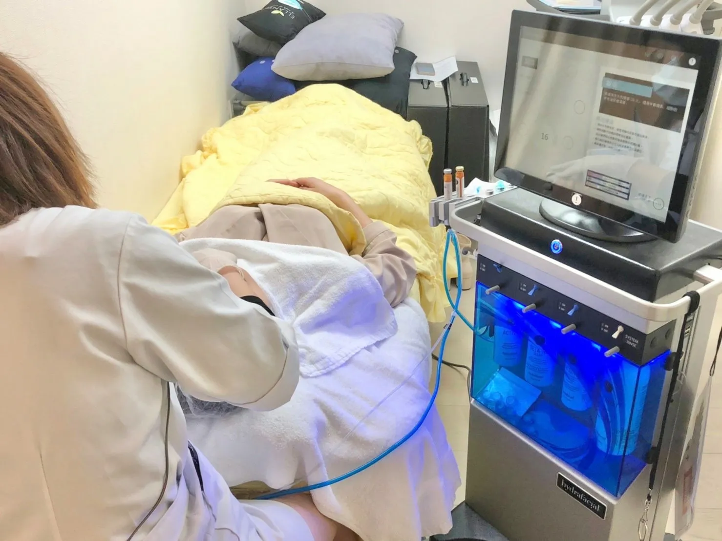 LINE_ALBUM_上立皮膚科 海菲秀極深層清潔煥膚保養_230220_7.jpg